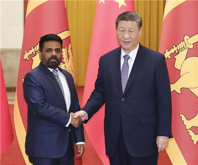 习近平同斯里兰卡总统会谈