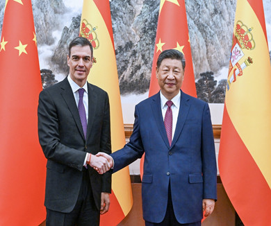 习近平会见西班牙首相