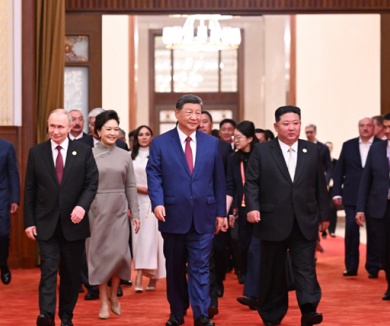 纪念中国人民抗日战争暨世界反法西斯战争胜利80周年招待会在京隆重举行 习近平发表重要讲话
